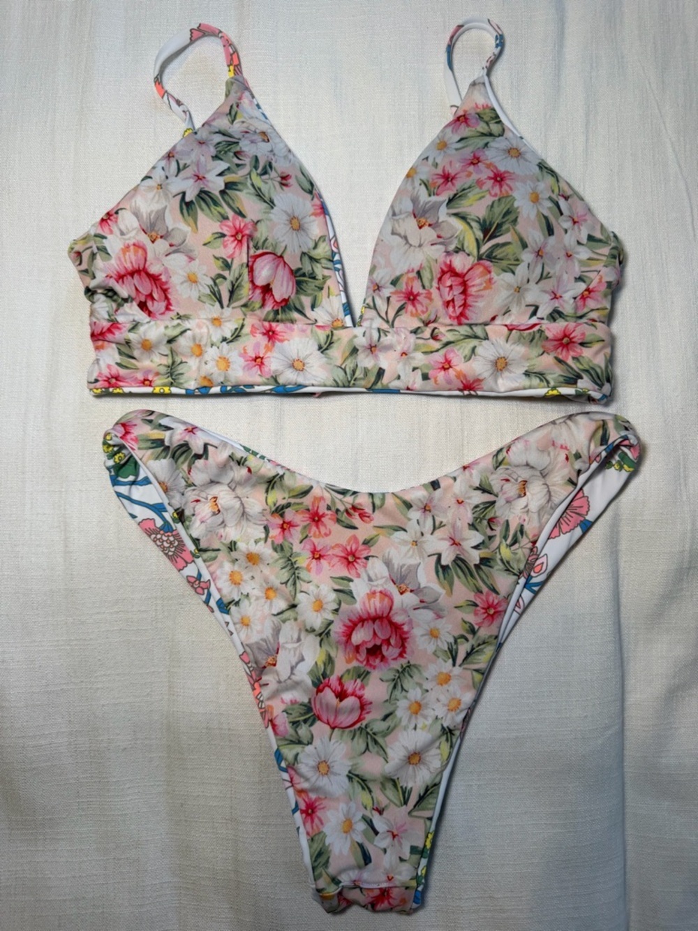 Maaji Floral Reversible “Holly Chinoiserie” Bikini Size Small - Picture 4 of 16
